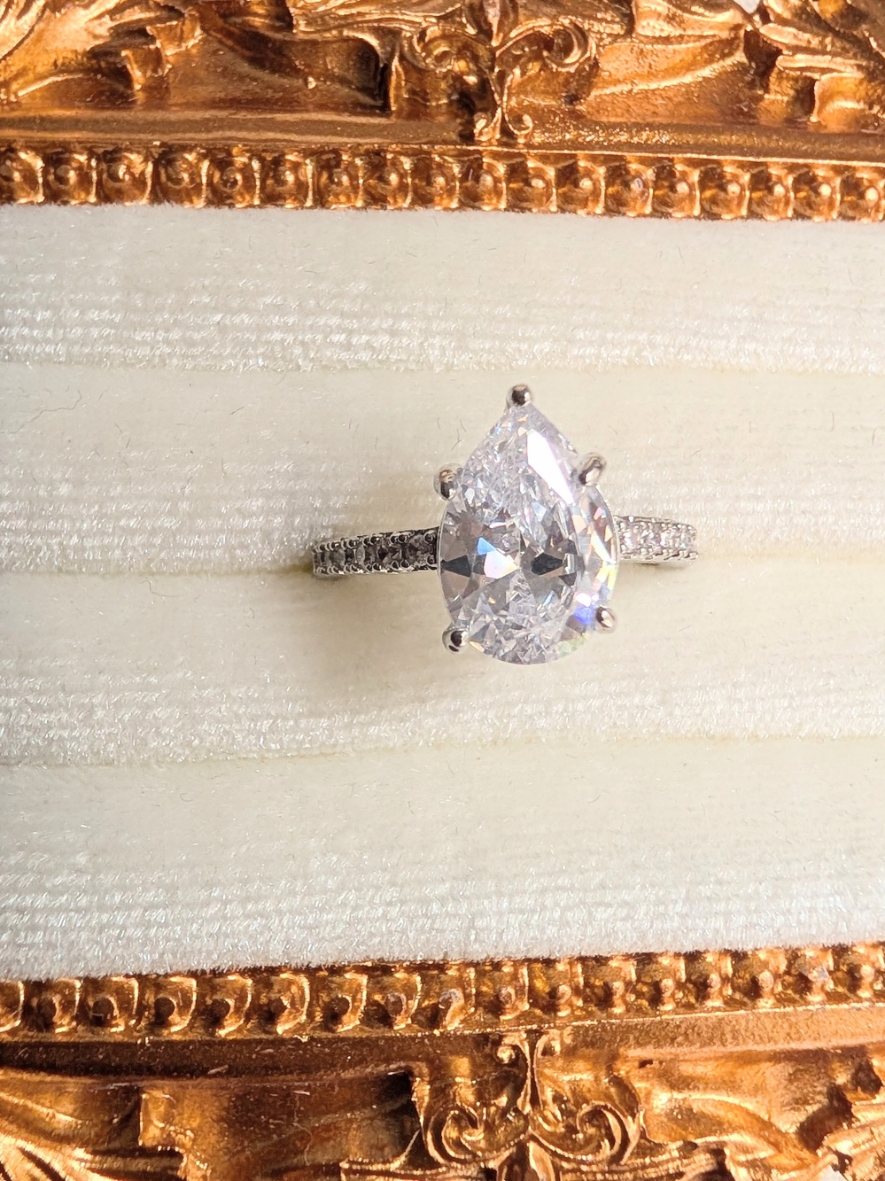 Pear Cut Solitaire Ring in Silver Engagement Ring - Diamond Style Ring 💎⚜️💎